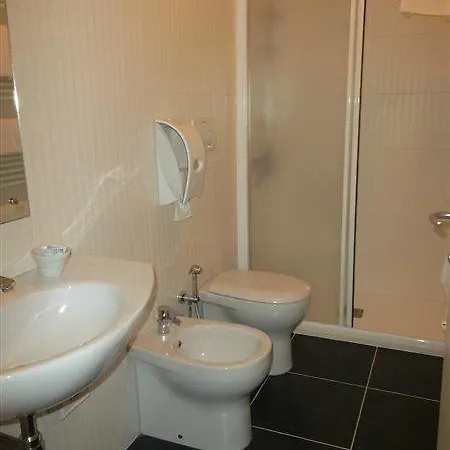 Hotel Grande Italia 3*